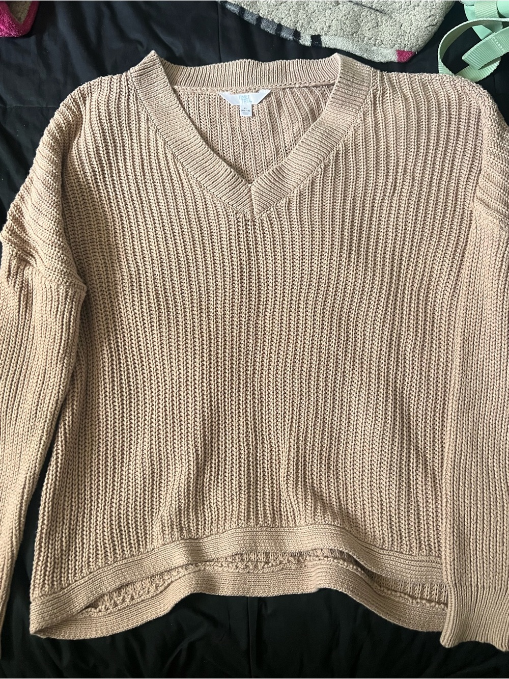 Time and Tru V-Neck Ribbed Knit Sweater in Tan